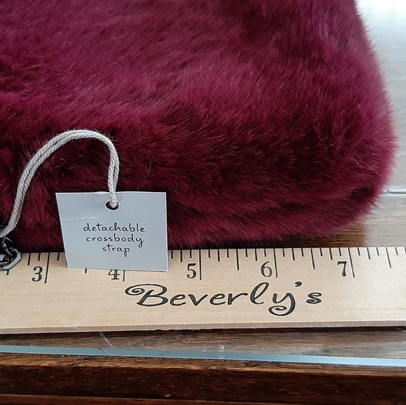 A New Day Clutch Crossbody faux Fur 10x7 - Picture 7 of 9